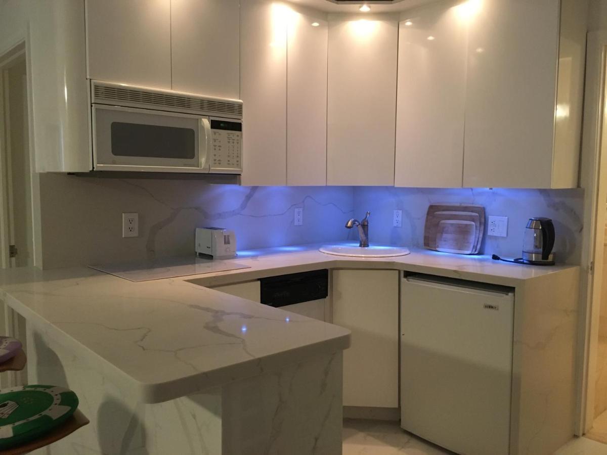 ميامي بيتش Sunrise Penthouse Ocean View Terrace Beach Few Steps Away Sobe المظهر الخارجي الصورة