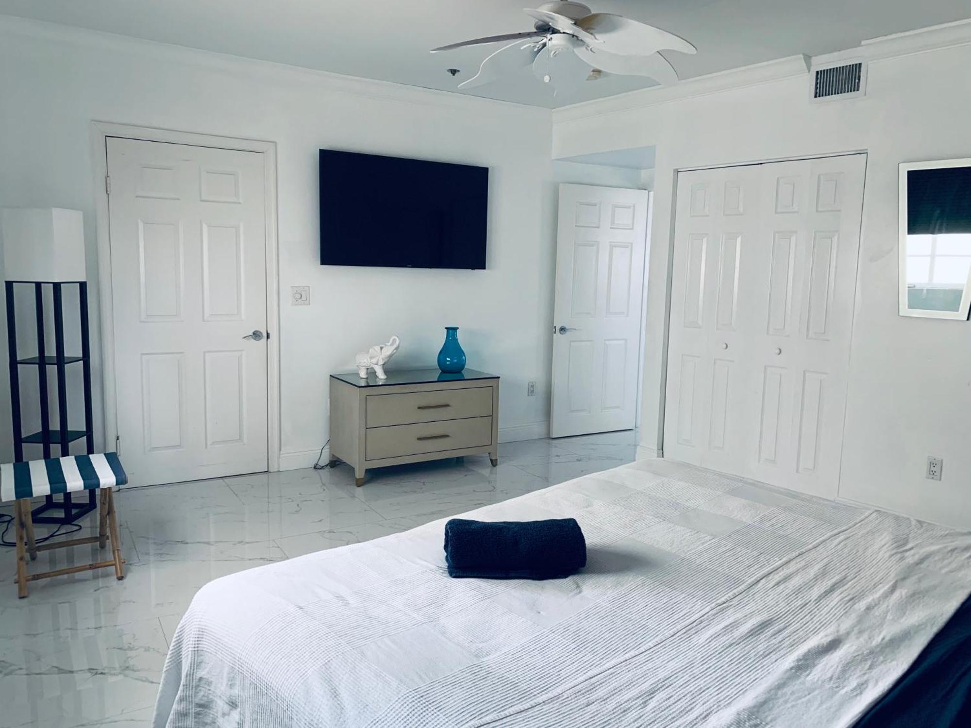 ميامي بيتش Sunrise Penthouse Ocean View Terrace Beach Few Steps Away Sobe المظهر الخارجي الصورة