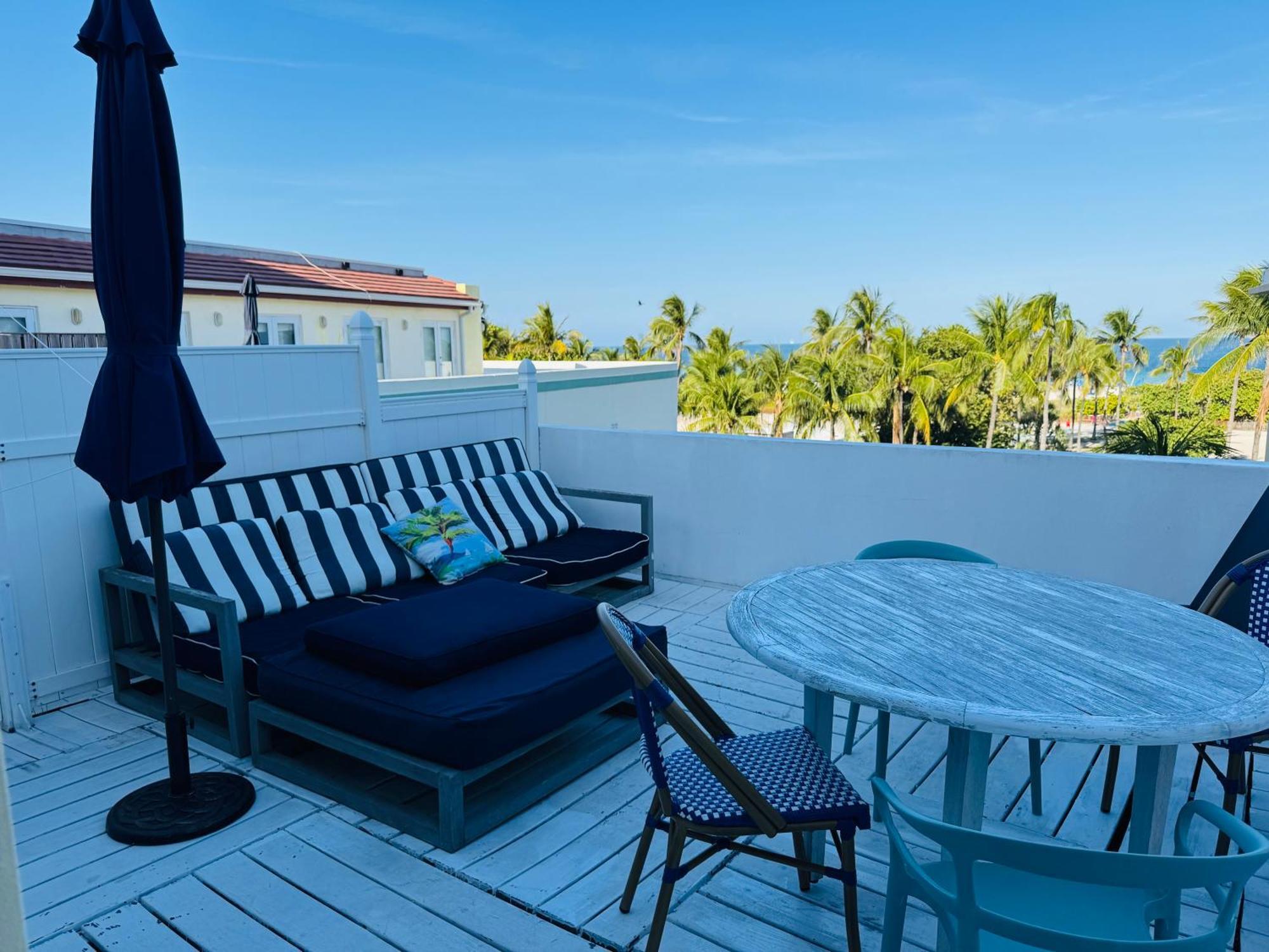 ميامي بيتش Sunrise Penthouse Ocean View Terrace Beach Few Steps Away Sobe المظهر الخارجي الصورة